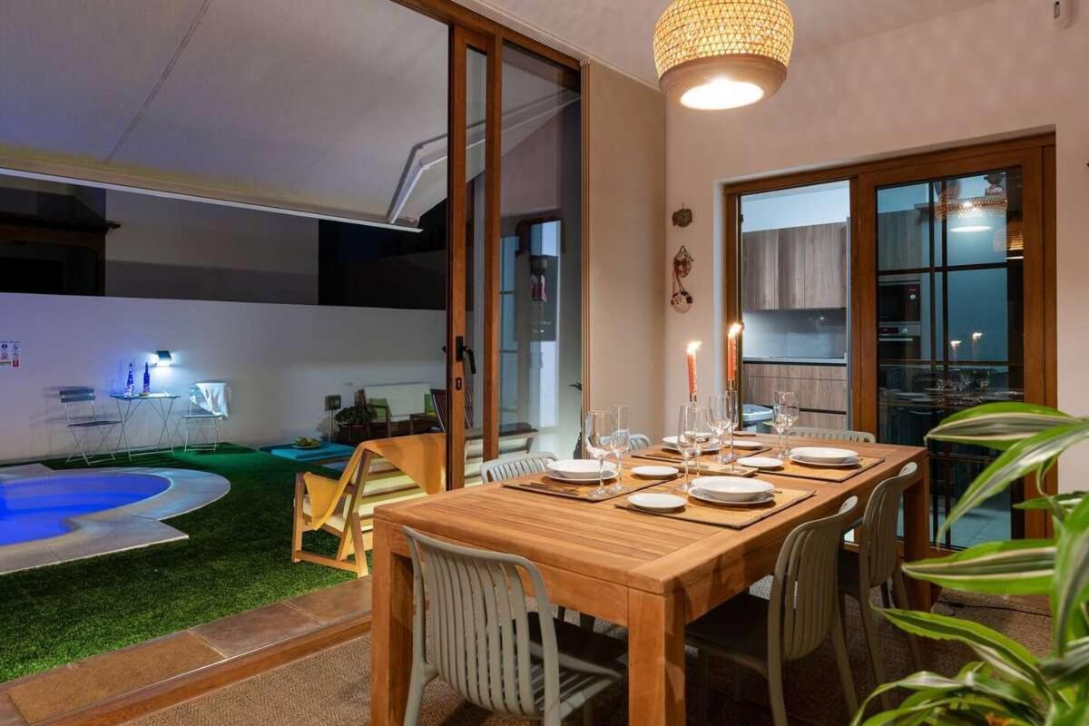 Villa Tama Luxury & Relax コスタ・テギセ エクステリア 写真